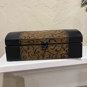 listing-status-banner